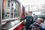 Пожарные провели день открытых дверей для школьников Владивостока